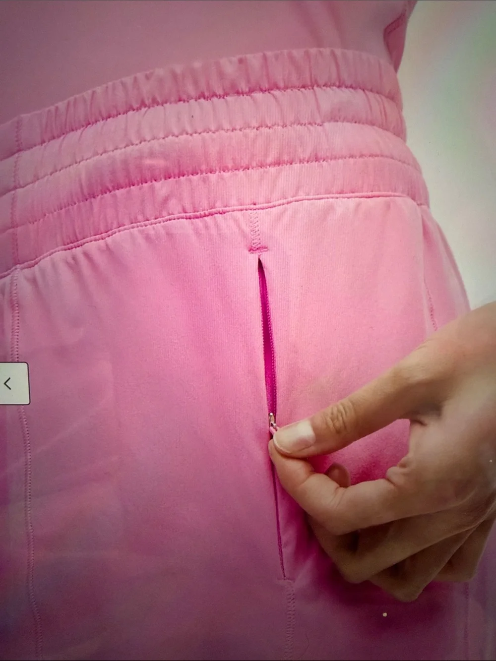 Lululemon hotty hot HR lined short 4” lined size 4